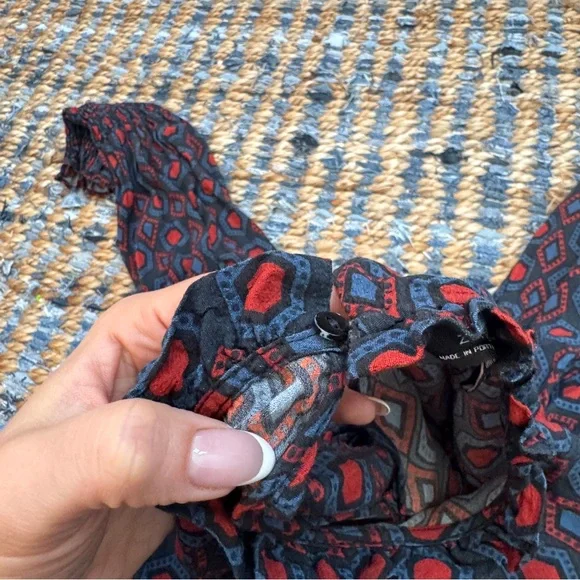 5/25$ Zara Geometric Patterned Shirt - Red and Blue - Picture 5 of 6